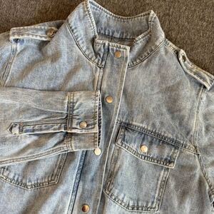 Rails Collins Faded Indigo Wash Chambray Denim Cropped Jean Jacket Size Medium